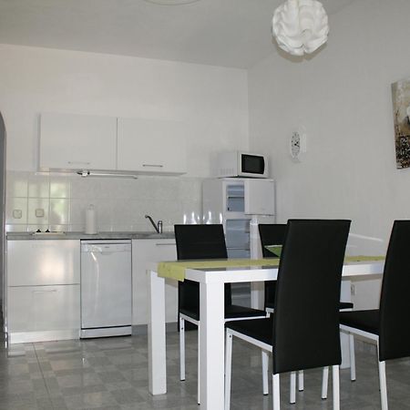 Apartments Jagoda โบล ห้อง รูปภาพ